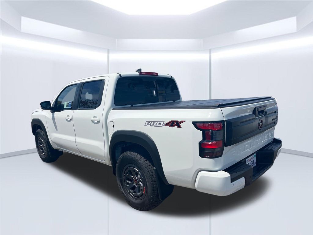Used 2026 White Nissan PRO-4X image 3