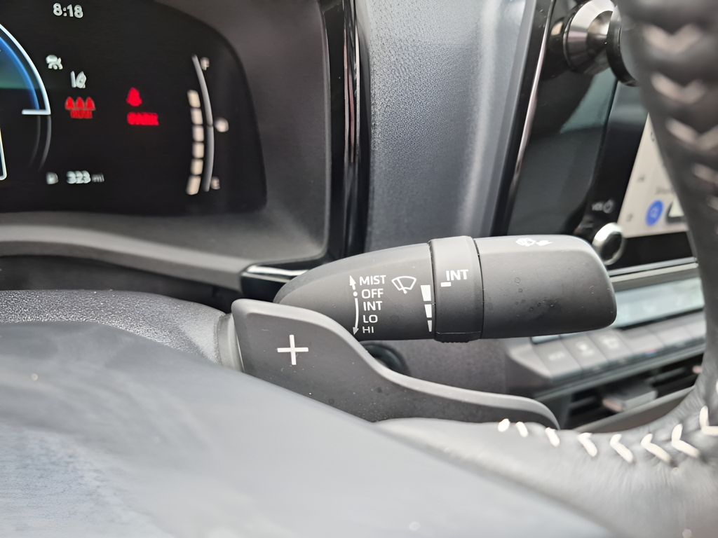 Used 2025  Toyota SE image 36