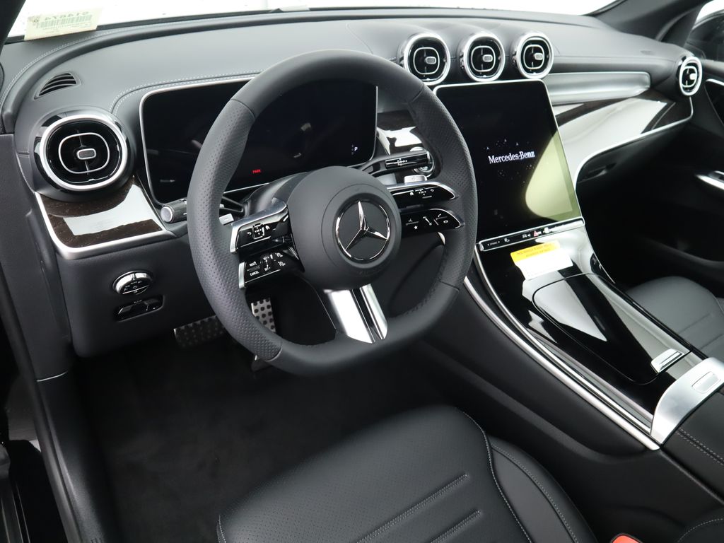 Thumbnail: 2026 Mercedes-Benz GLC - 10