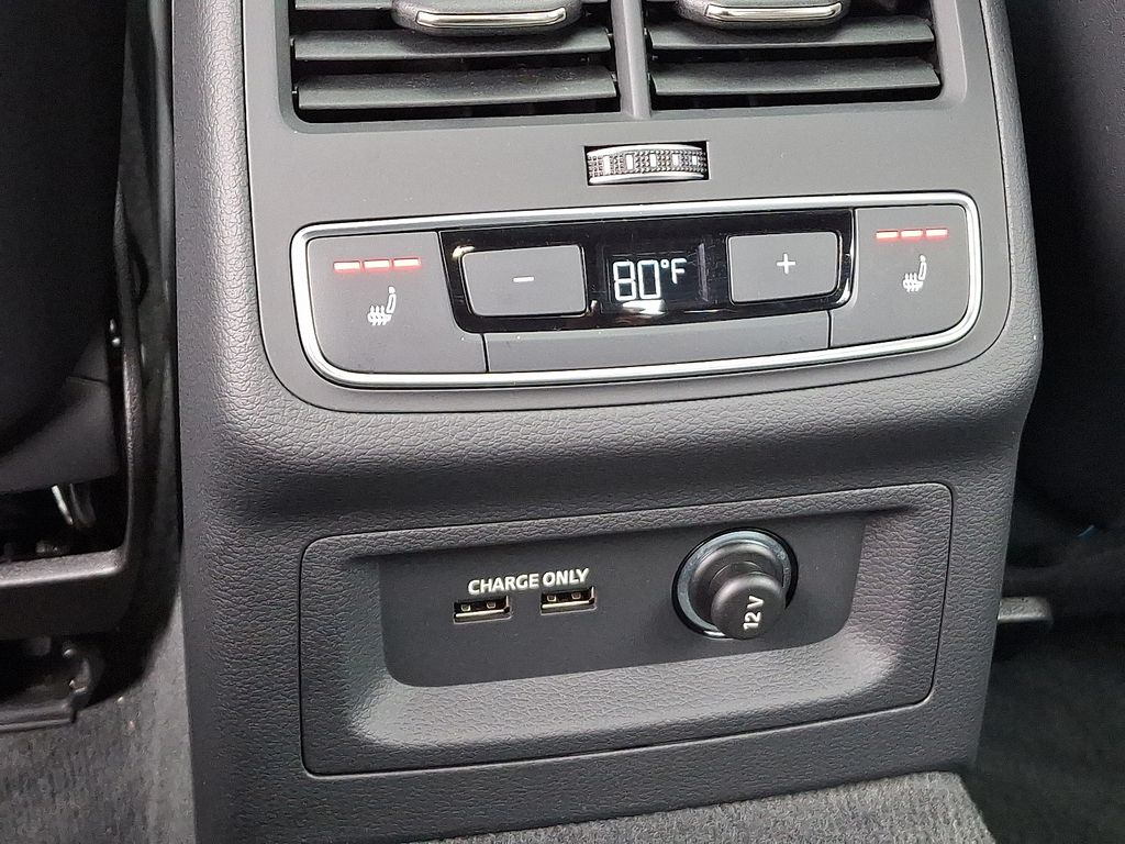 Thumbnail: 2024 Audi RS 5 - 11