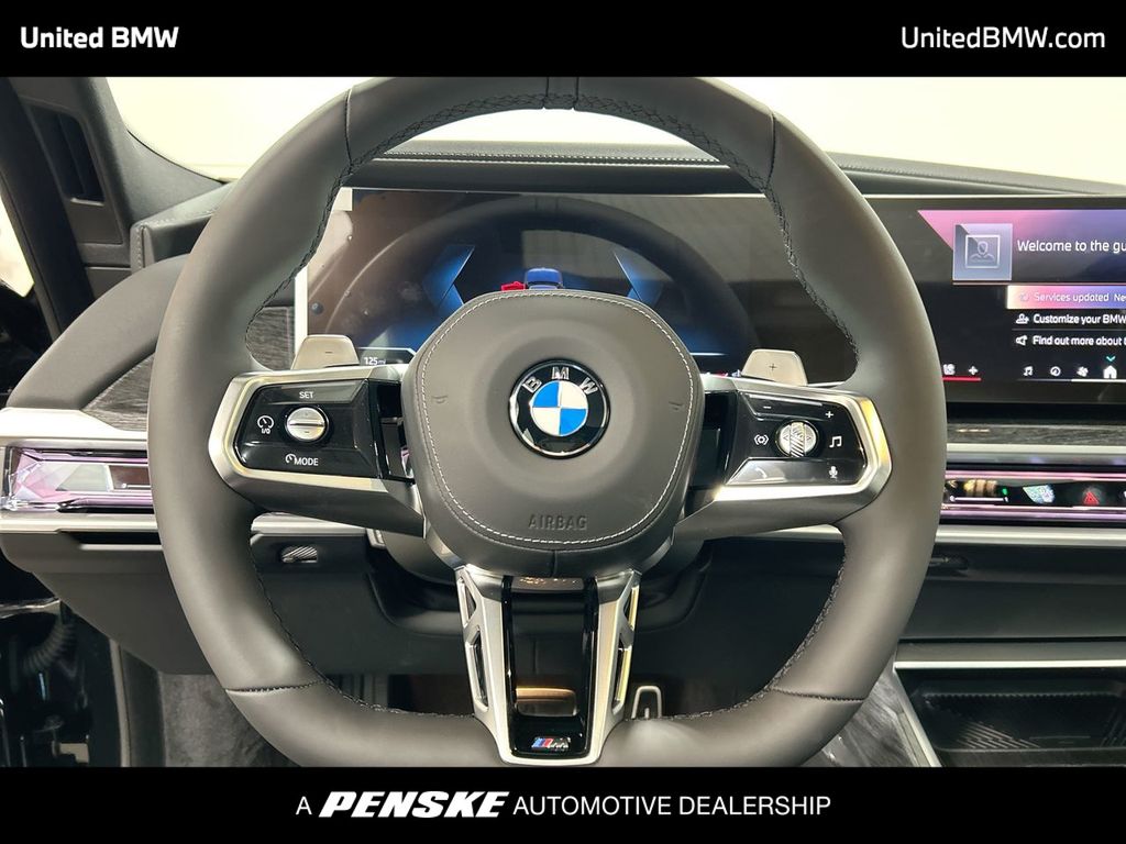 Thumbnail: 2025 BMW 7 Series - 14