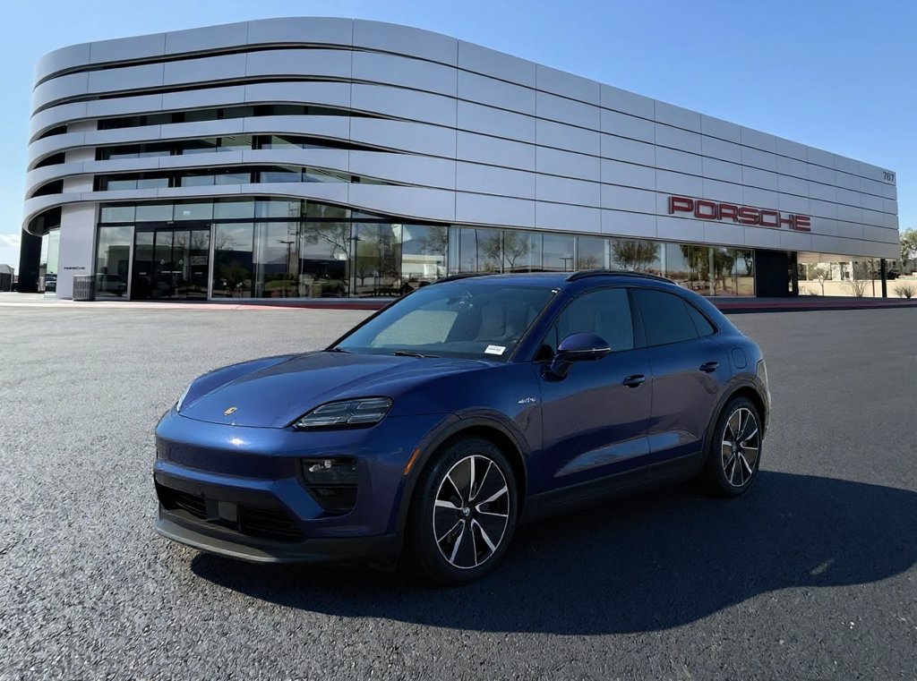 2026 Porsche Macan T -
                  Phoenix, AZ