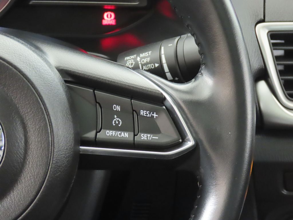 Thumbnail: 2018 Mazda Mazda3 - 18