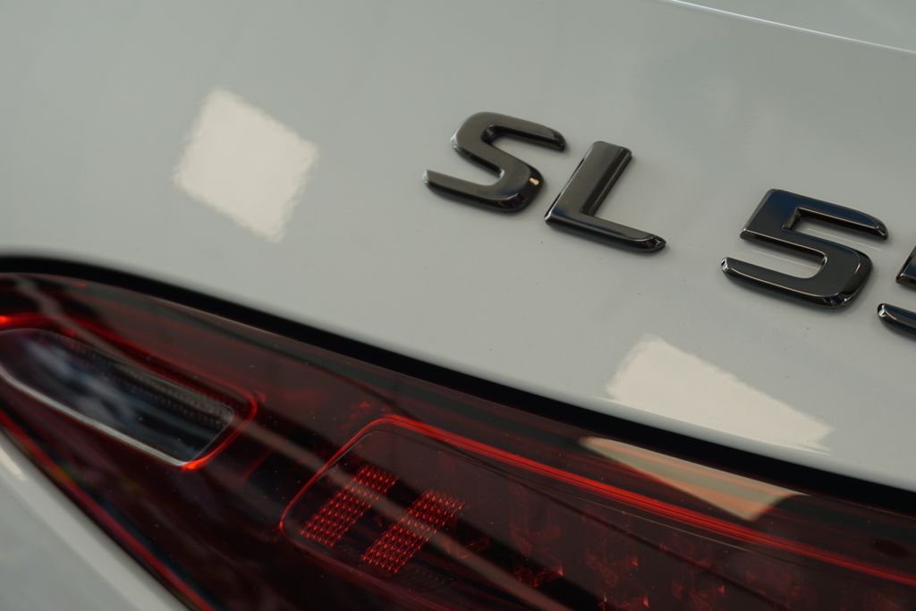 Thumbnail: 2025 Mercedes-Benz SL-Class - 18