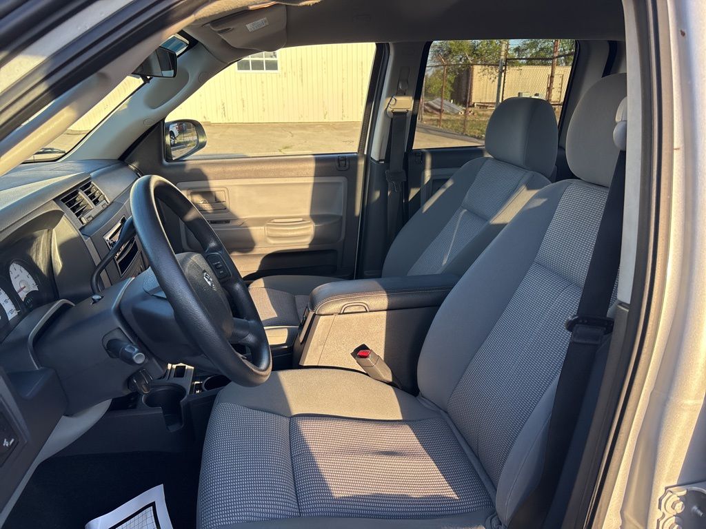 2011 Dodge Dakota SXT SLT photo 20