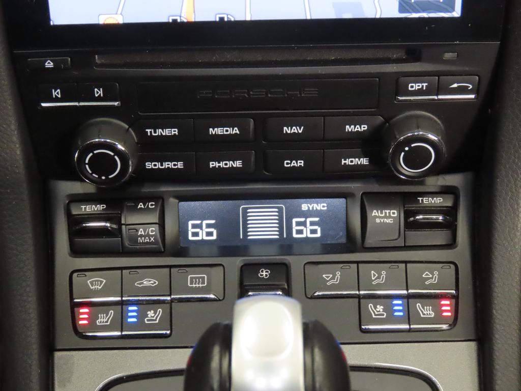 Thumbnail: 2017 Porsche 911 - 26