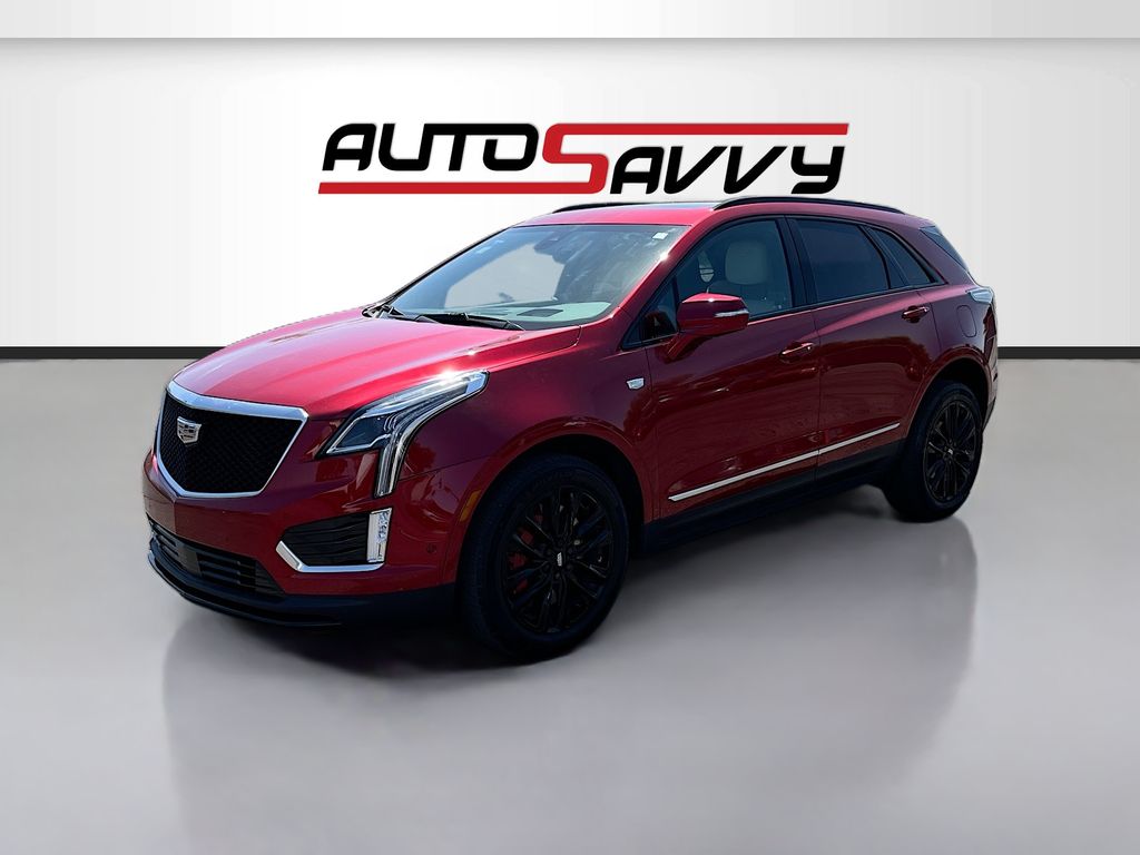 Used 2022 Red Cadillac Sport image 3