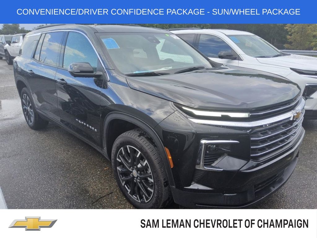 Mosaic Black Metallic 2025 Chevrolet Traverse SUV / Crossover Front-Wheel Drive 8-Speed Automatic