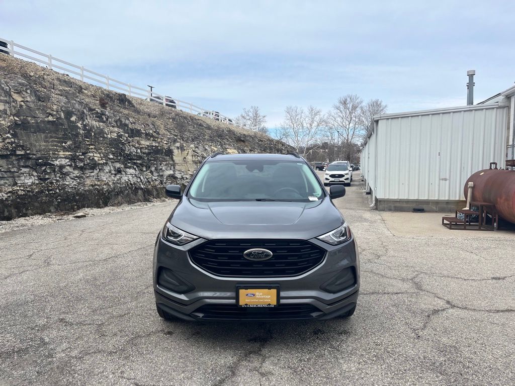 View vehicle photo 7