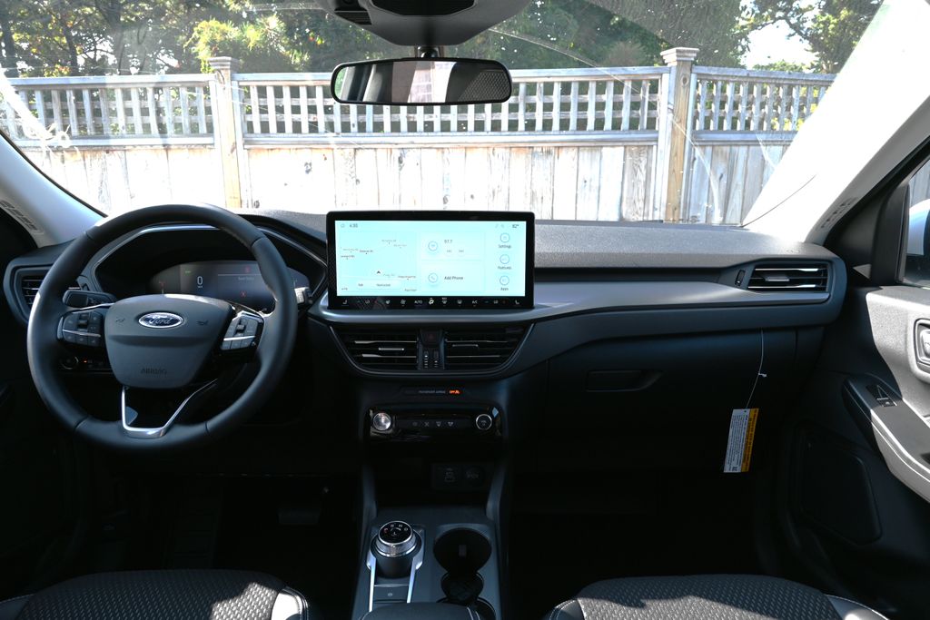 Thumbnail: 2025 Ford Escape - 4