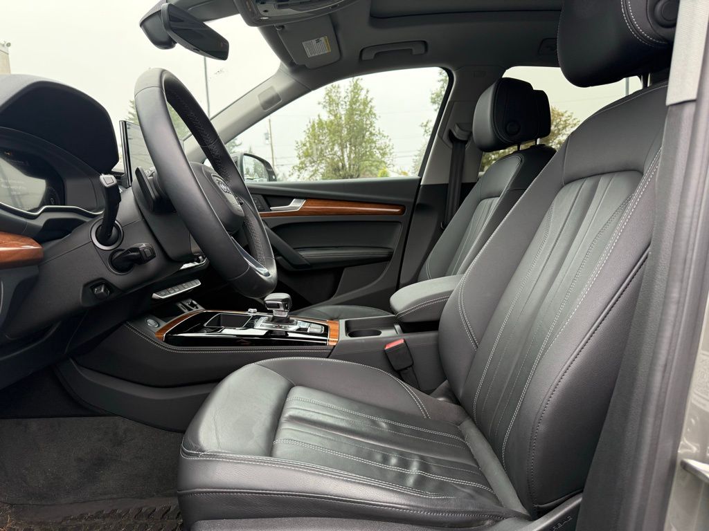 2023 Audi Q5 45 S line Premium Plus