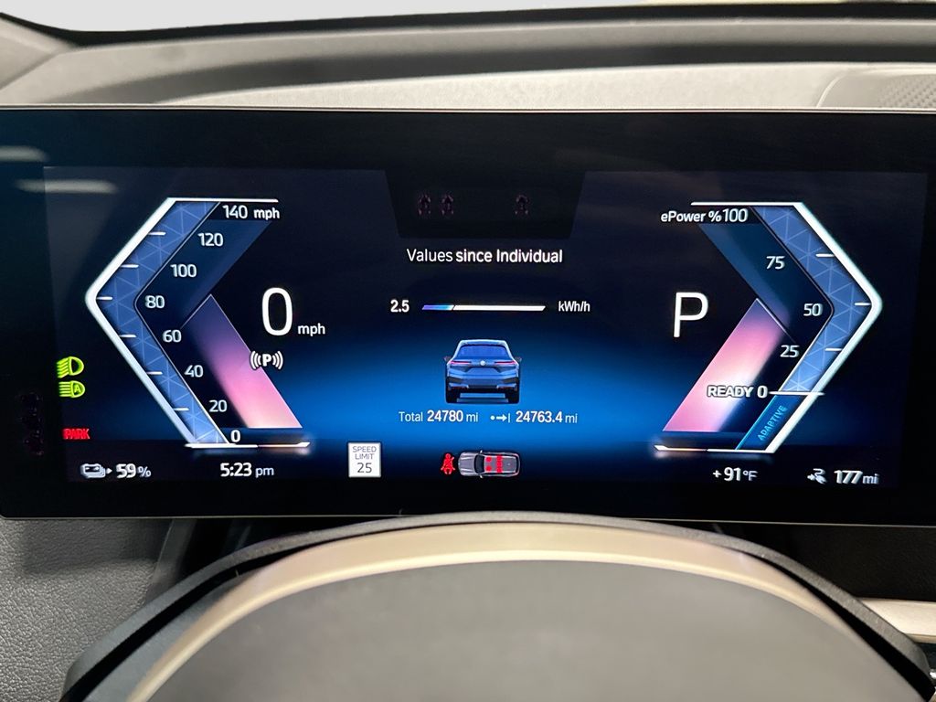 Thumbnail: 2023 BMW iX - 32