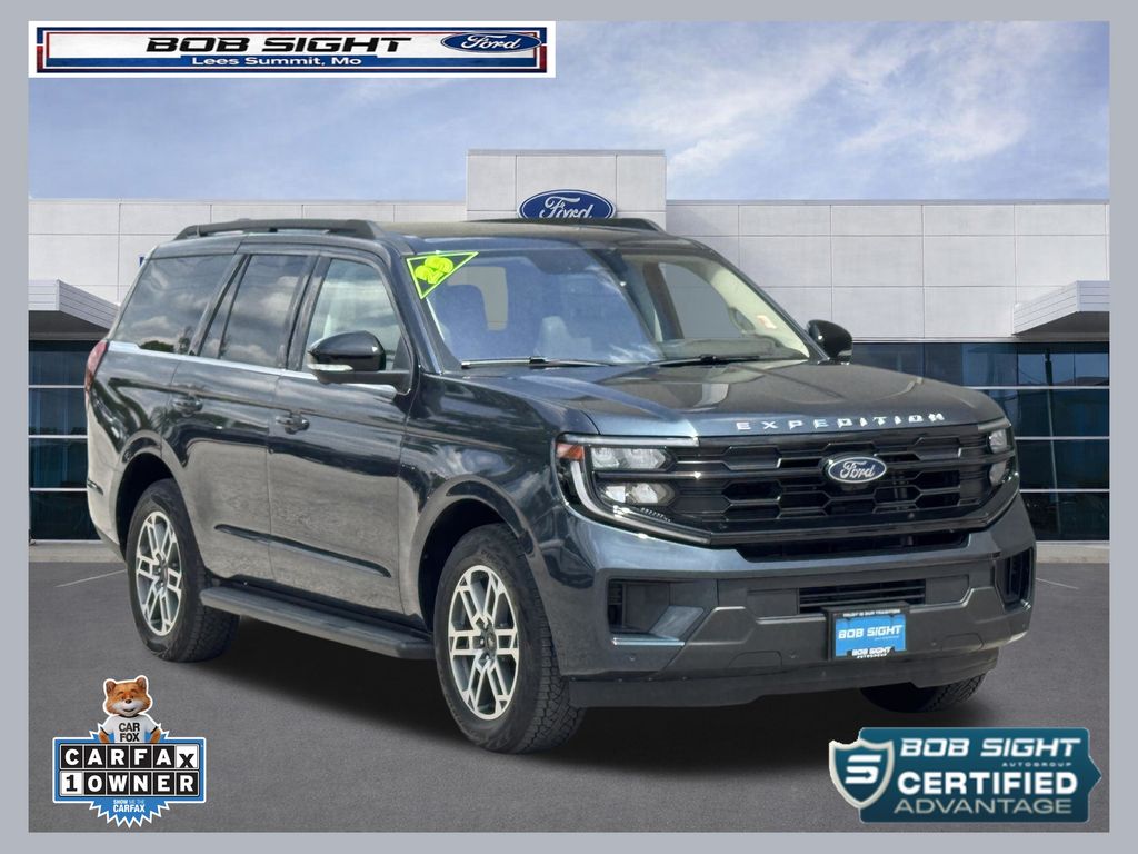 2025 Ford Expedition Active 4x4's photo