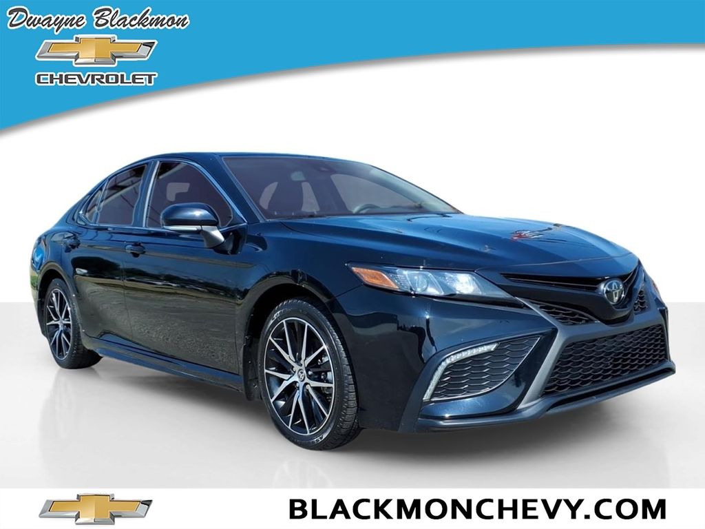 Midnight Black Metallic 2024 Toyota Camry Sedan Front-Wheel Drive 8-Speed Automatic
