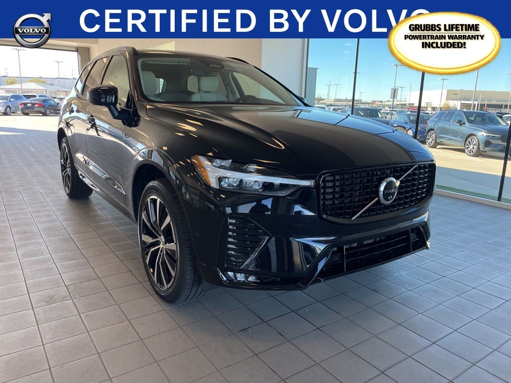 2025 Volvo XC60 B5 Plus Dark Theme AWD