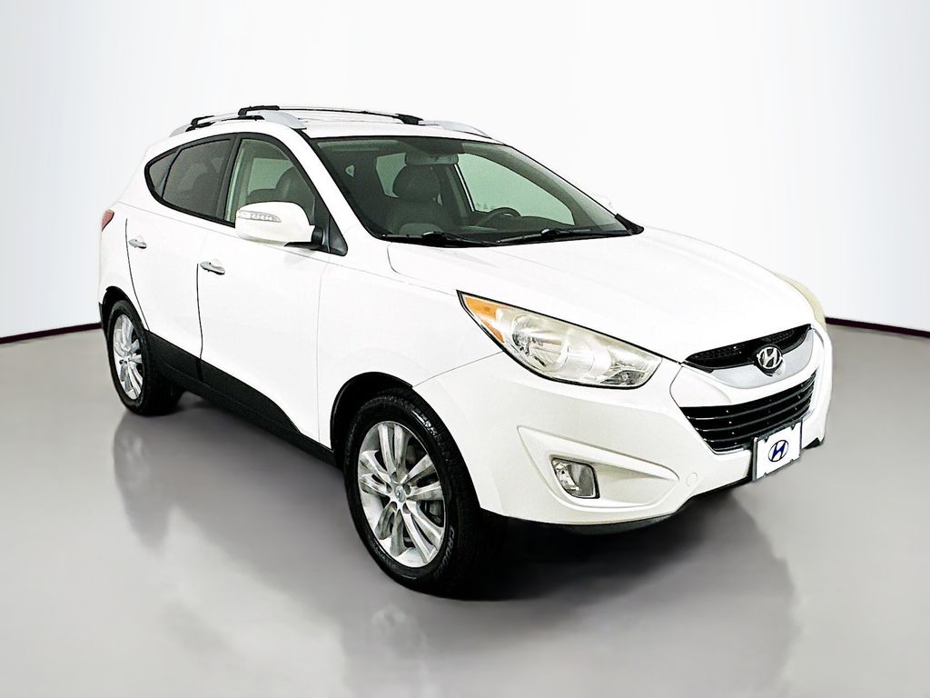 Thumbnail: 2012 Hyundai Tucson - 3