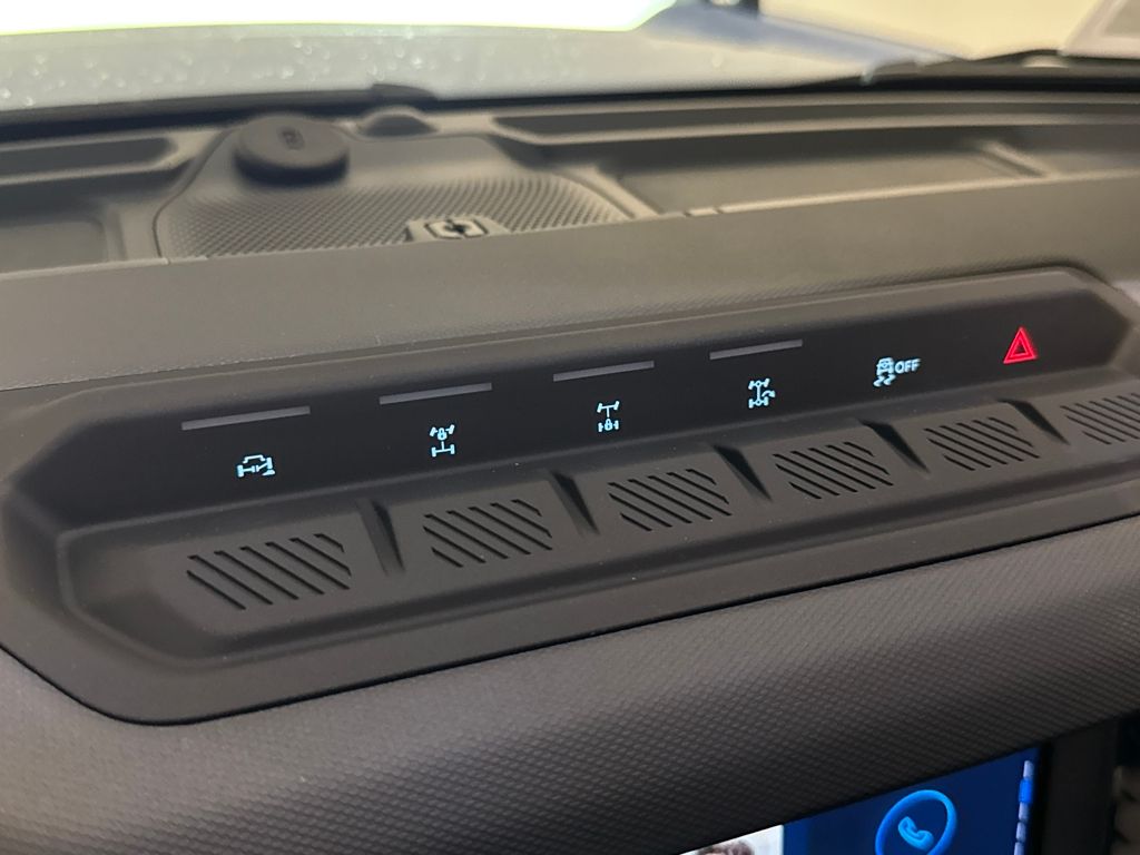 Certified Used 2025 Blue Ford Badlands image 39