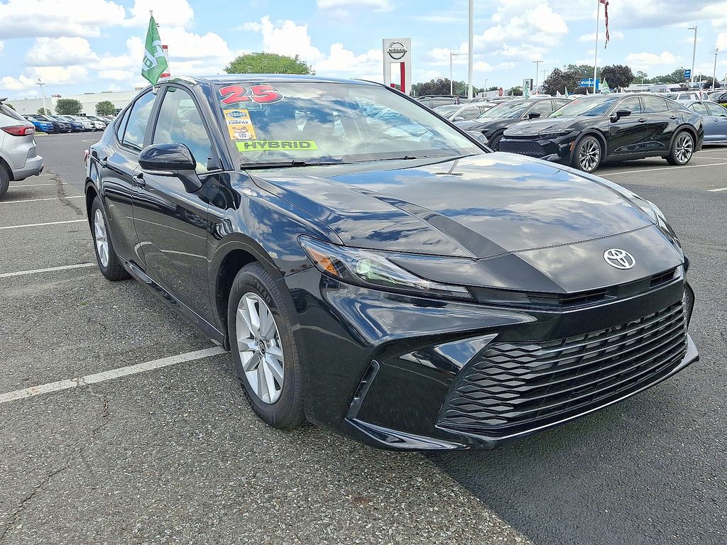 Thumbnail: 2025 Toyota Camry - 3