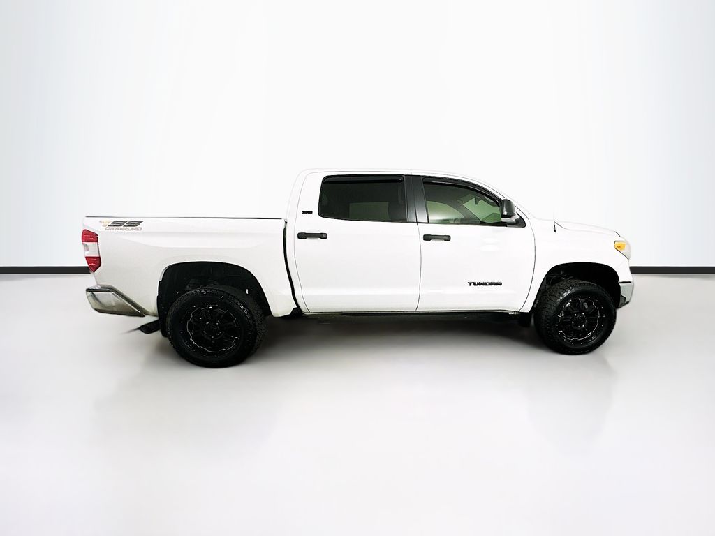 2017 Toyota Tundra SR5 4