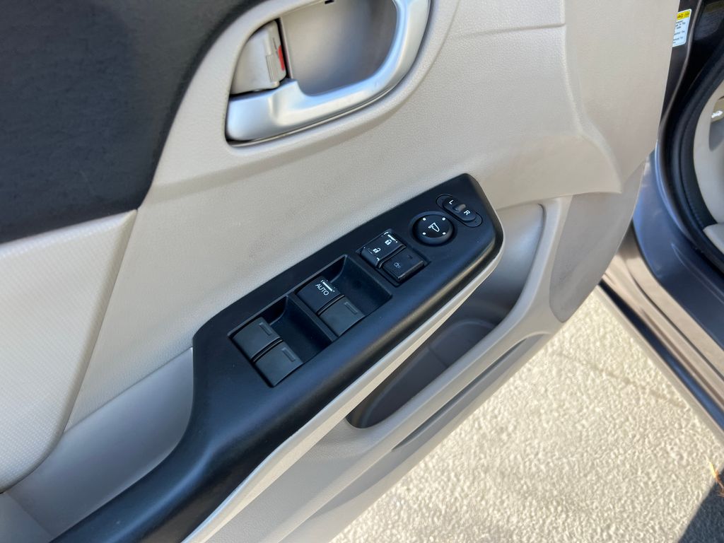 Thumbnail: 2012 Honda Civic - 13