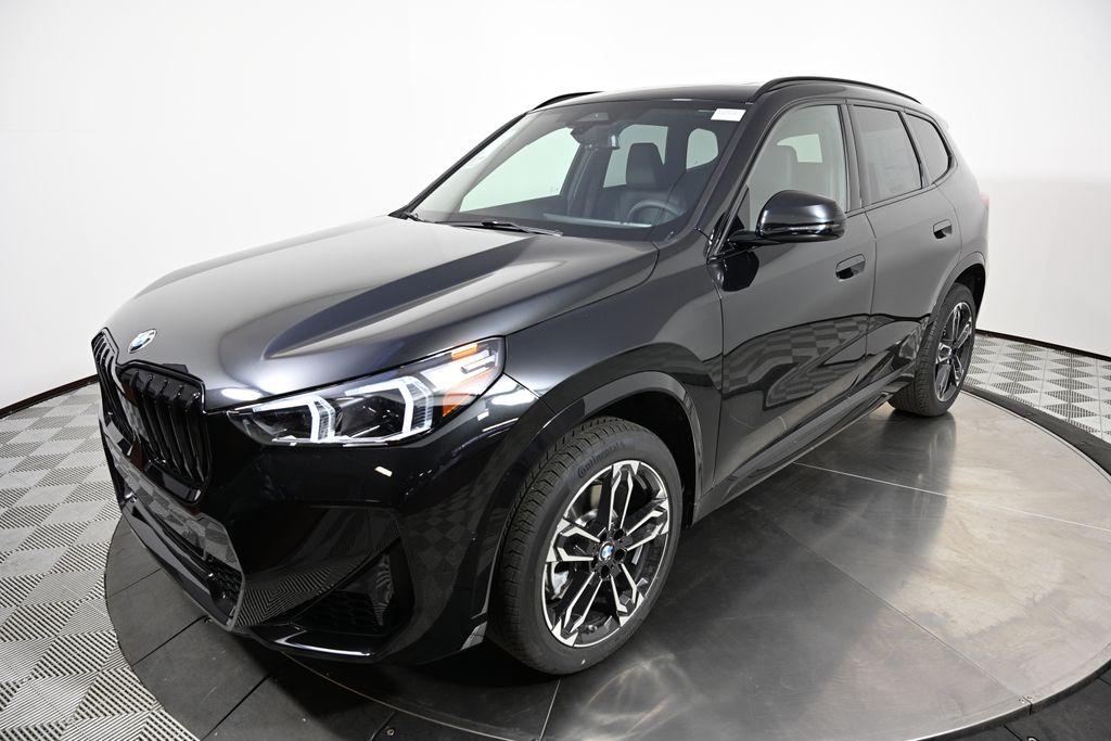 Thumbnail: 2026 BMW X1 - 1