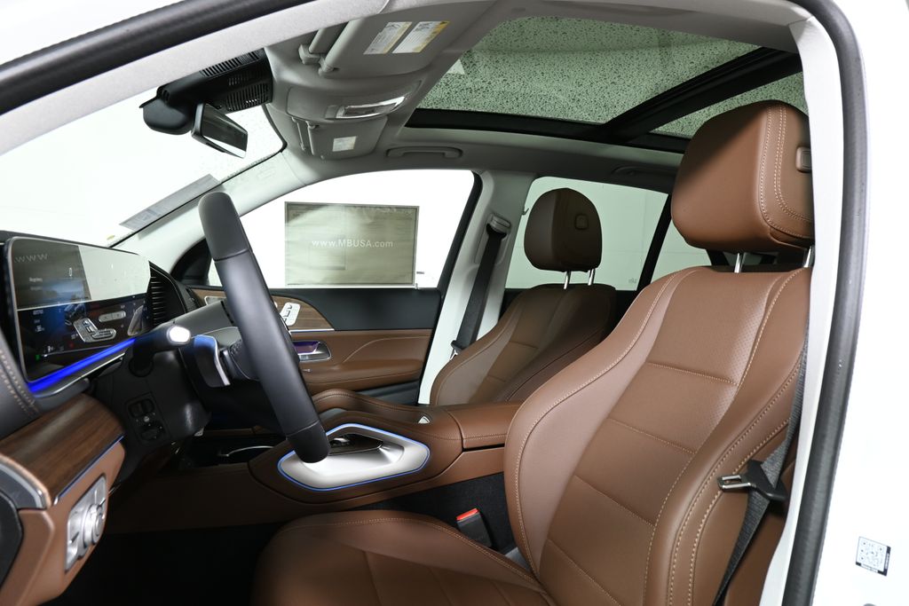 Thumbnail: 2026 Mercedes-Benz GLE - 13