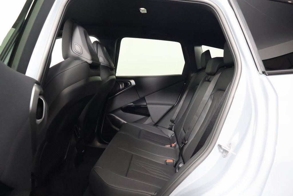 Thumbnail: 2026 BMW X3 - 6