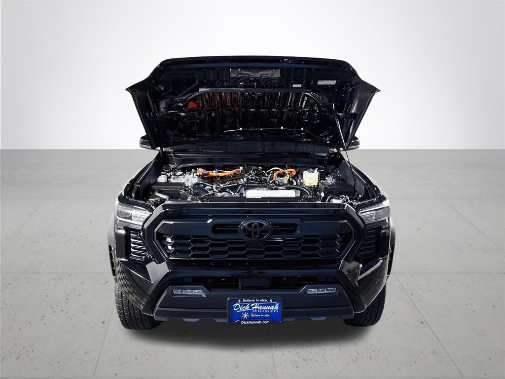 2025 Toyota Tacoma Hybrid TRD Off Road