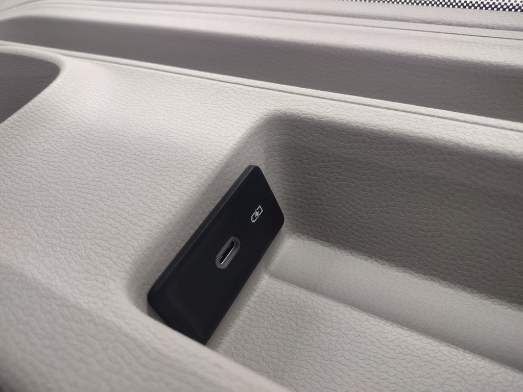 2025 Volkswagen ID. Buzz 1st Edition