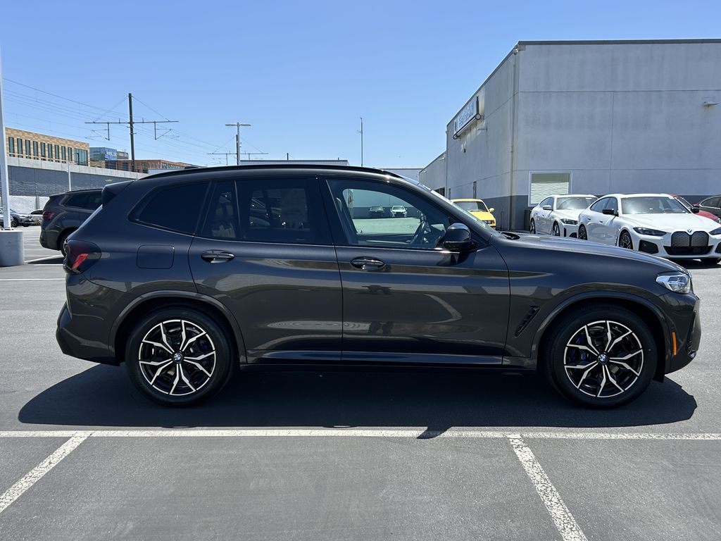 2022 BMW X3 M40i 6
