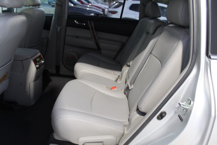 Used Car 2011 Toyota Highlander  Limited For Sale Under $10,000 In Georgetown, Texas