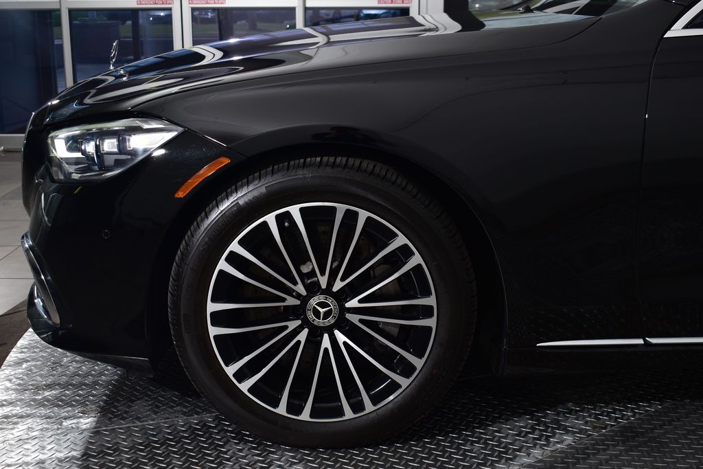 2022 Mercedes-Benz S-Class S 580 9