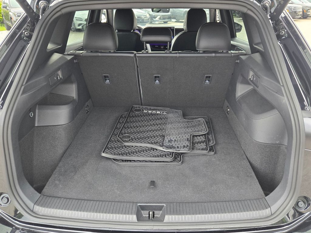 2025 Volkswagen Tiguan - $30,900