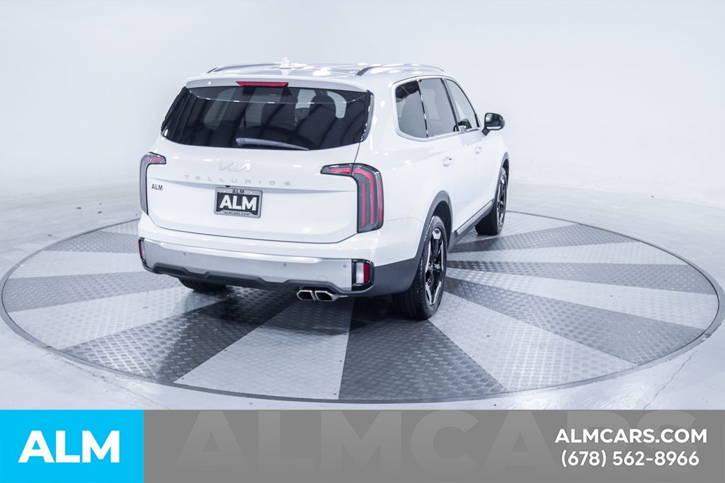 Used 2024 White Kia EX image 9
