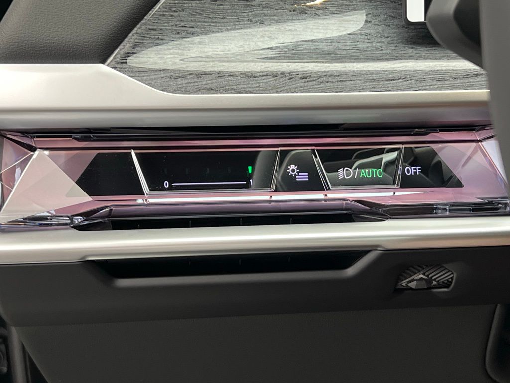 Thumbnail: 2026 BMW i7 - 20