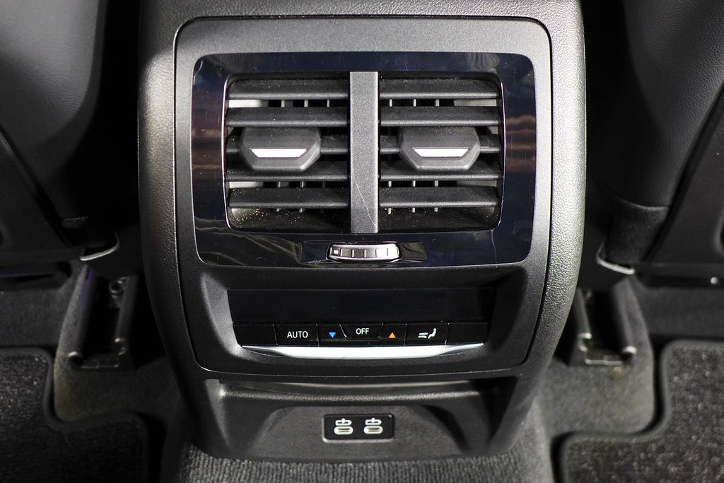 Thumbnail: 2023 BMW X3 - 24