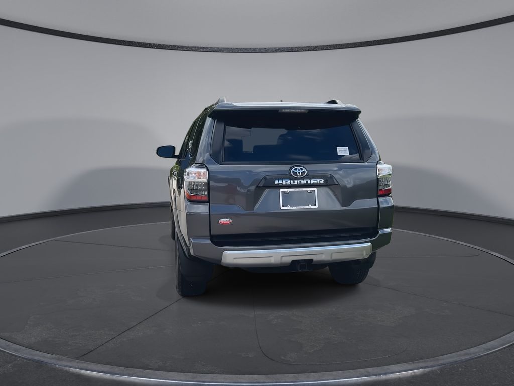 Thumbnail: 2023 Toyota 4Runner - 7