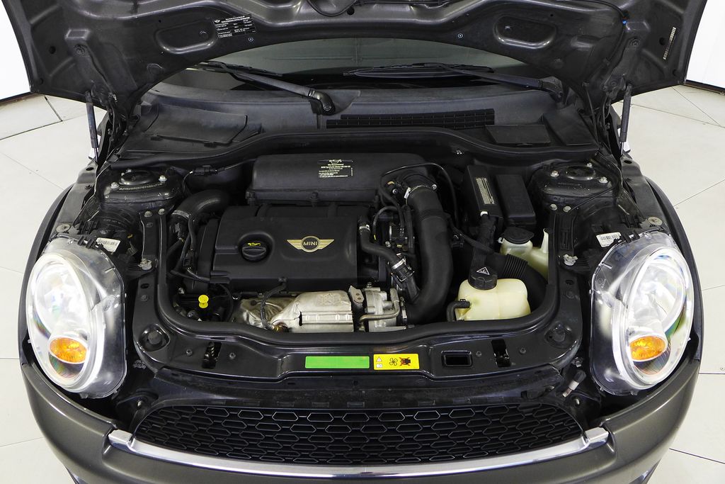 Thumbnail: 2011 MINI Cooper Clubman - 6