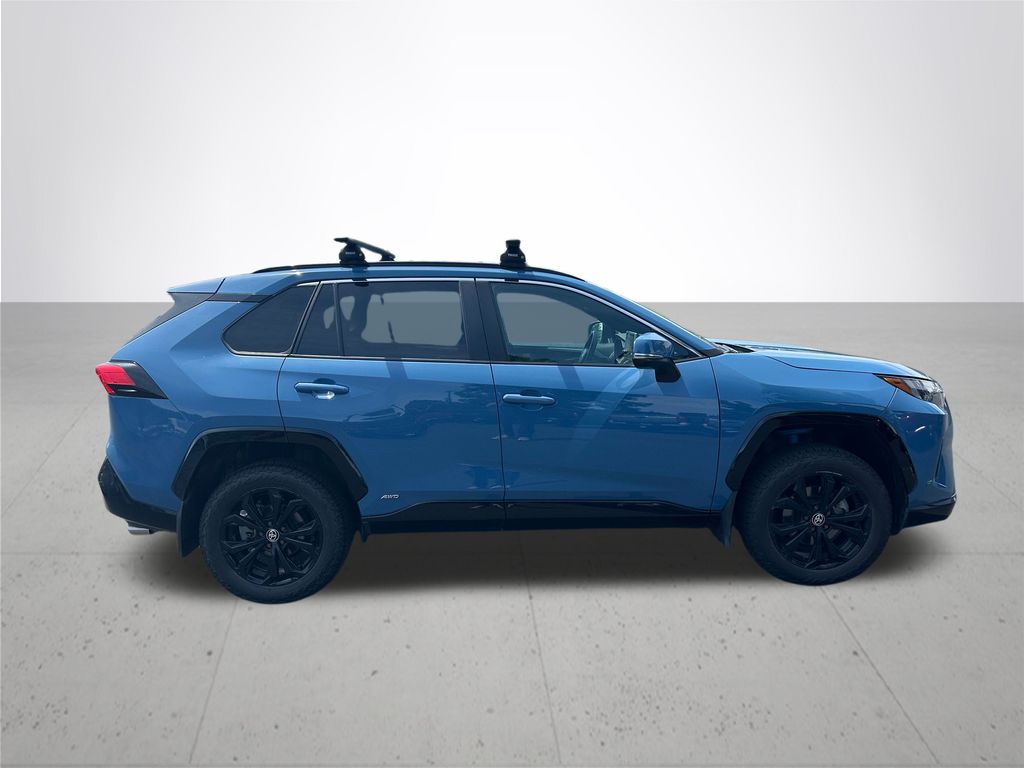 2022 Toyota RAV4 Hybrid SE