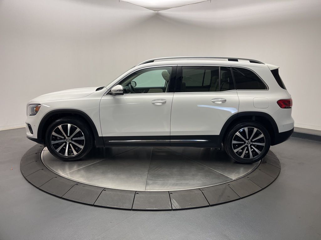 Thumbnail: 2023 Mercedes-Benz GLB - 4