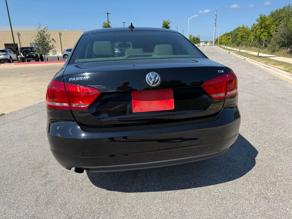 Thumbnail: 2015 Volkswagen Passat - 5