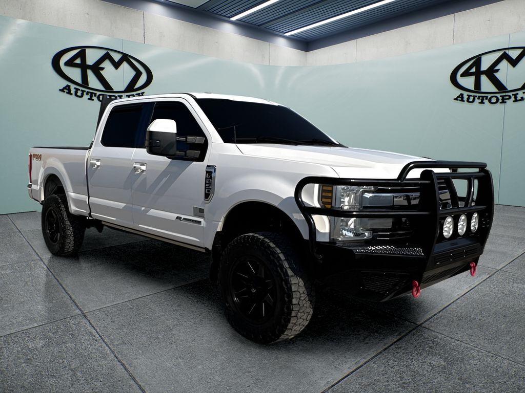  2018 Ford F-250 Super Duty Lariat Crew Cab 4WD   