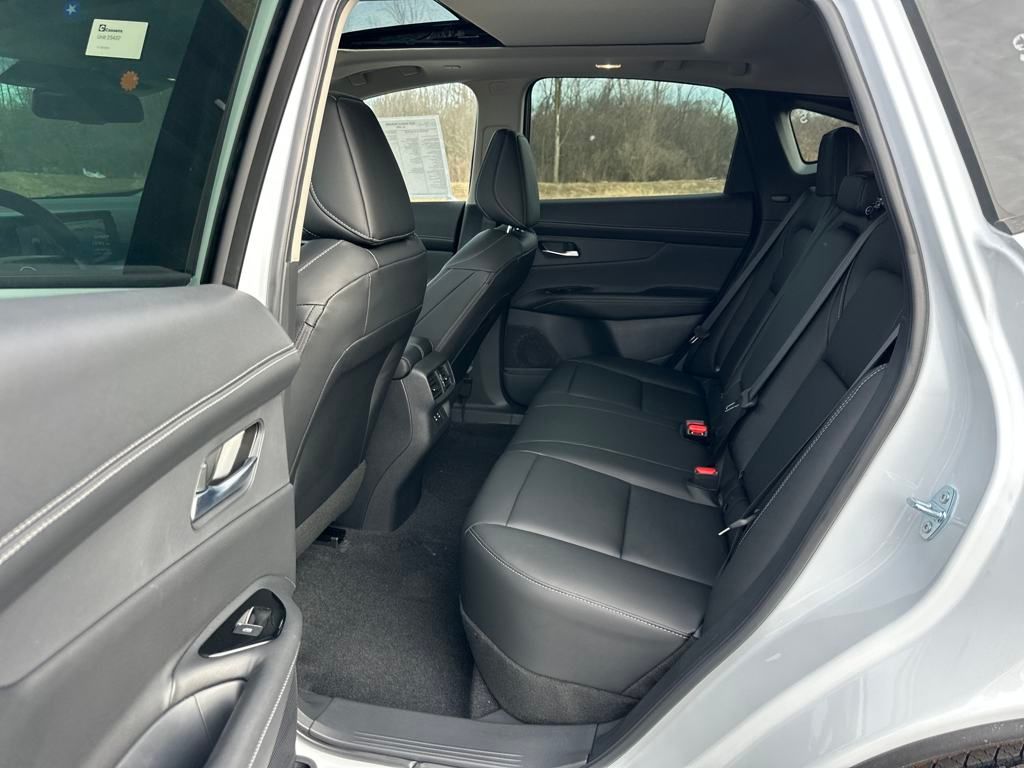 2025 Nissan Murano SL photo