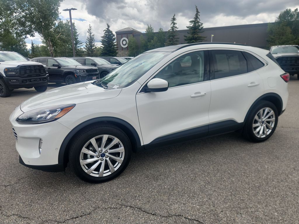 2022 Ford Escape Titanium AWD