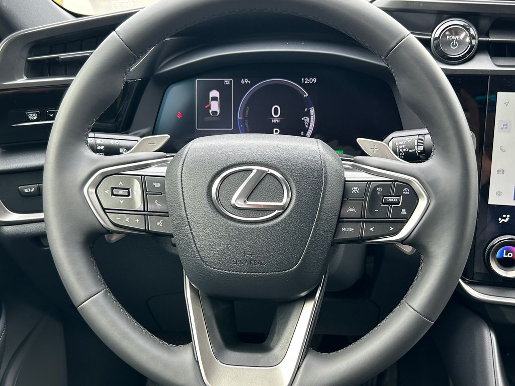 Thumbnail: 2025 Lexus RZ - 18