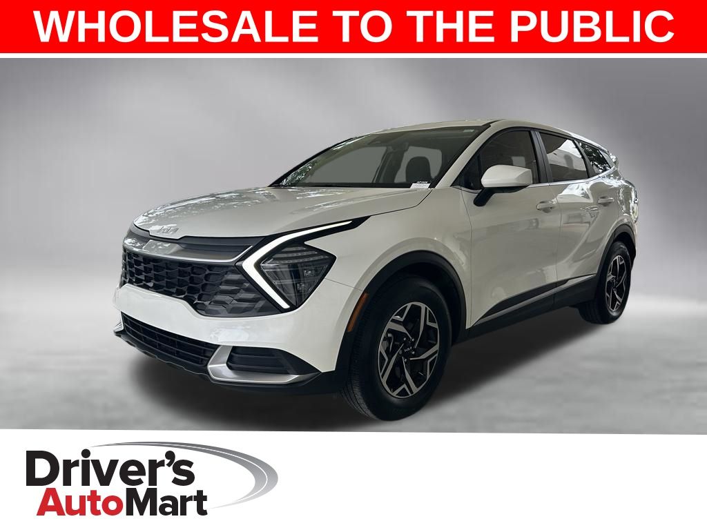 Snow White Pearl 2024 Kia Sportage SUV / Crossover Front-Wheel Drive 8-Speed Automatic