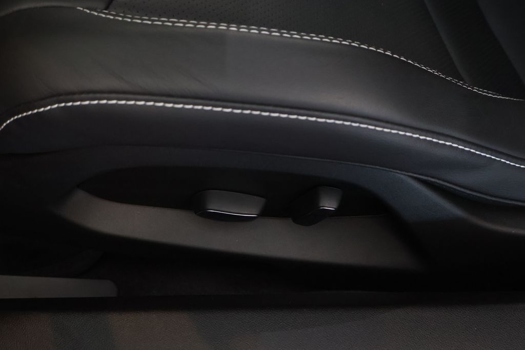 Thumbnail: 2025 Chevrolet Corvette - 19