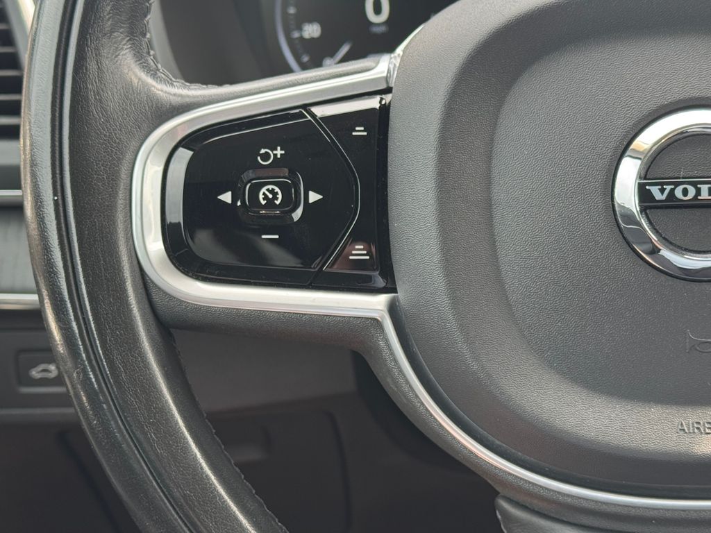 2020 Volvo XC90 T6 Momentum Black at Subaru and VW of Moon Township