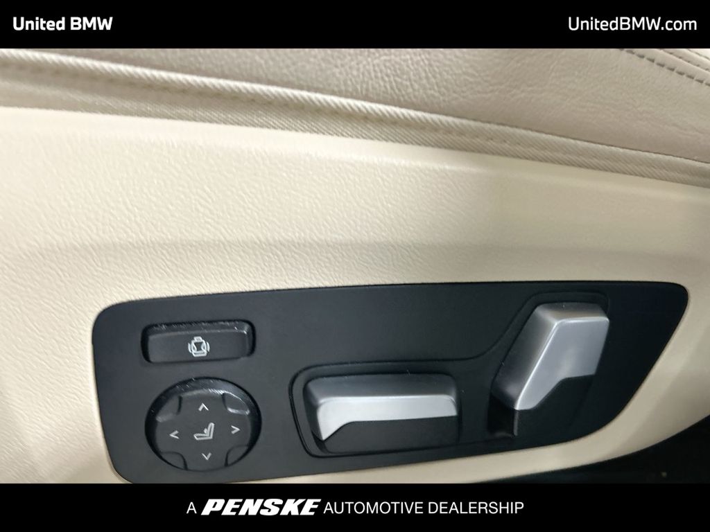 Thumbnail: 2021 BMW X3 - 12