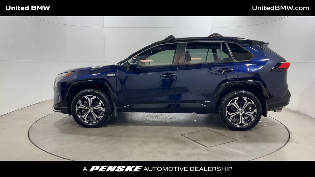 Thumbnail: 2022 Toyota RAV4 - 5